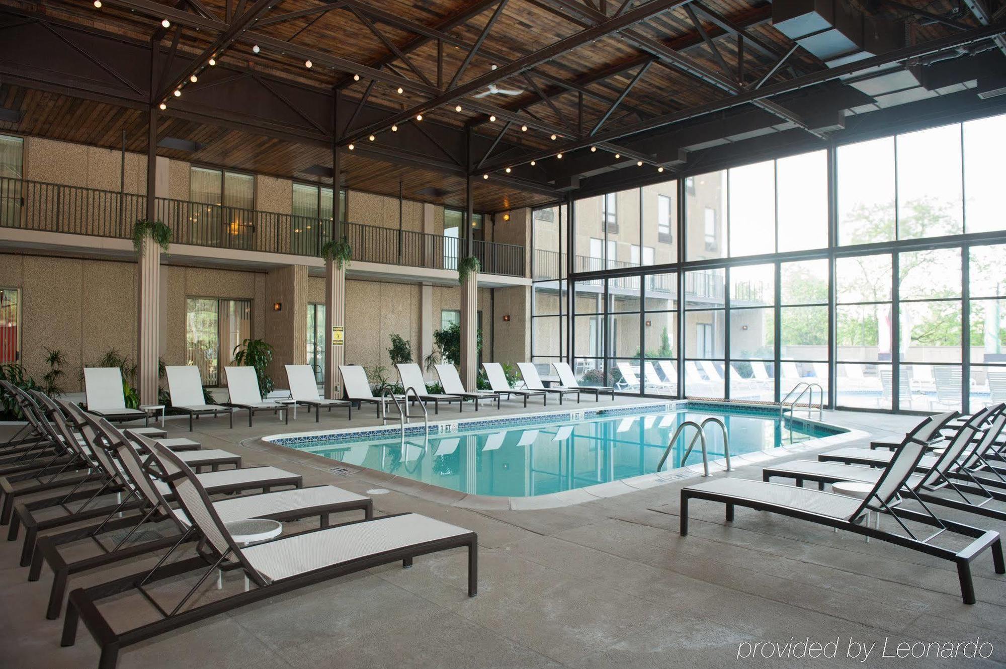 Radisson Hotel Philadelphia Northeast Тревос Экстерьер фото
